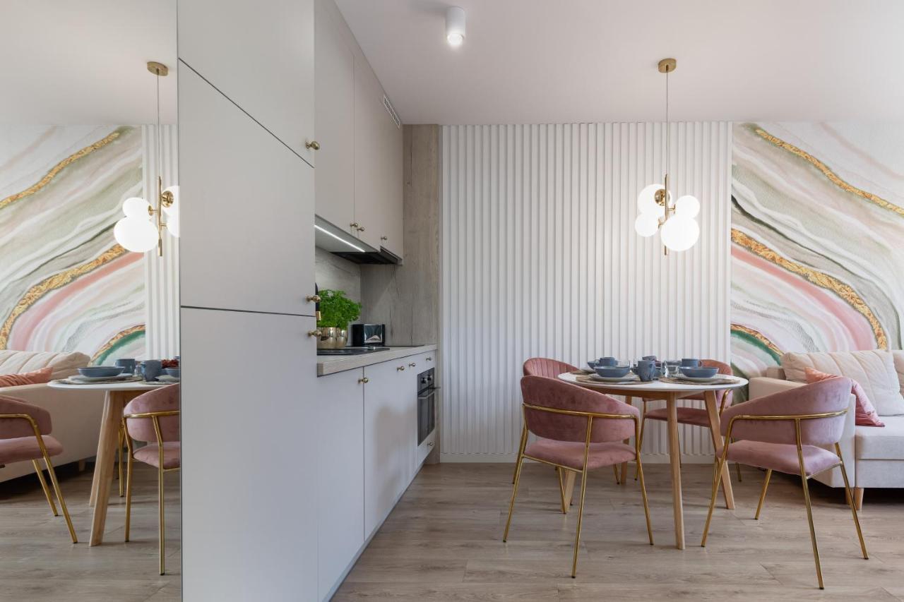 Apartament Seaside 4 Pory Roku